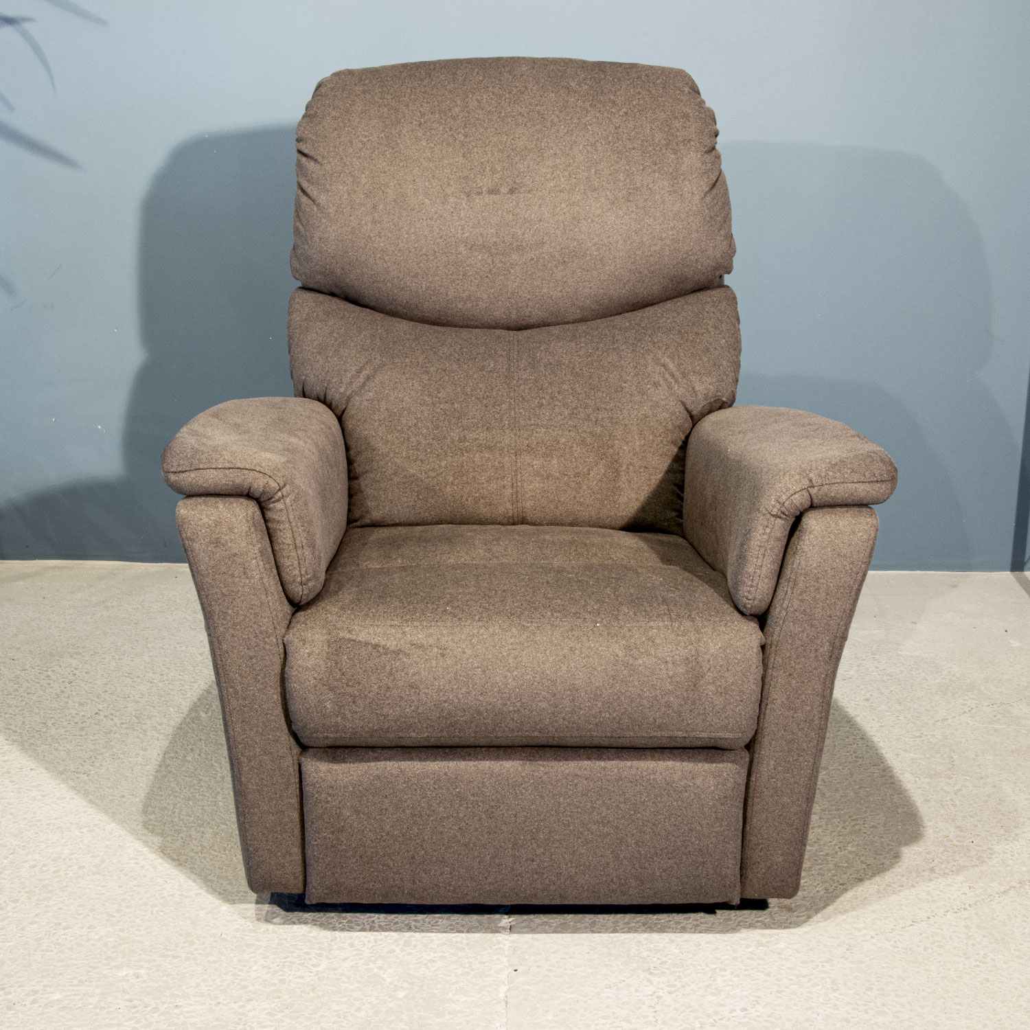 M-seat 56 Plus Elk. Sallanan Dönen USB & Type-C Girişli Baba (TV) Koltuğu - Görsel 5
